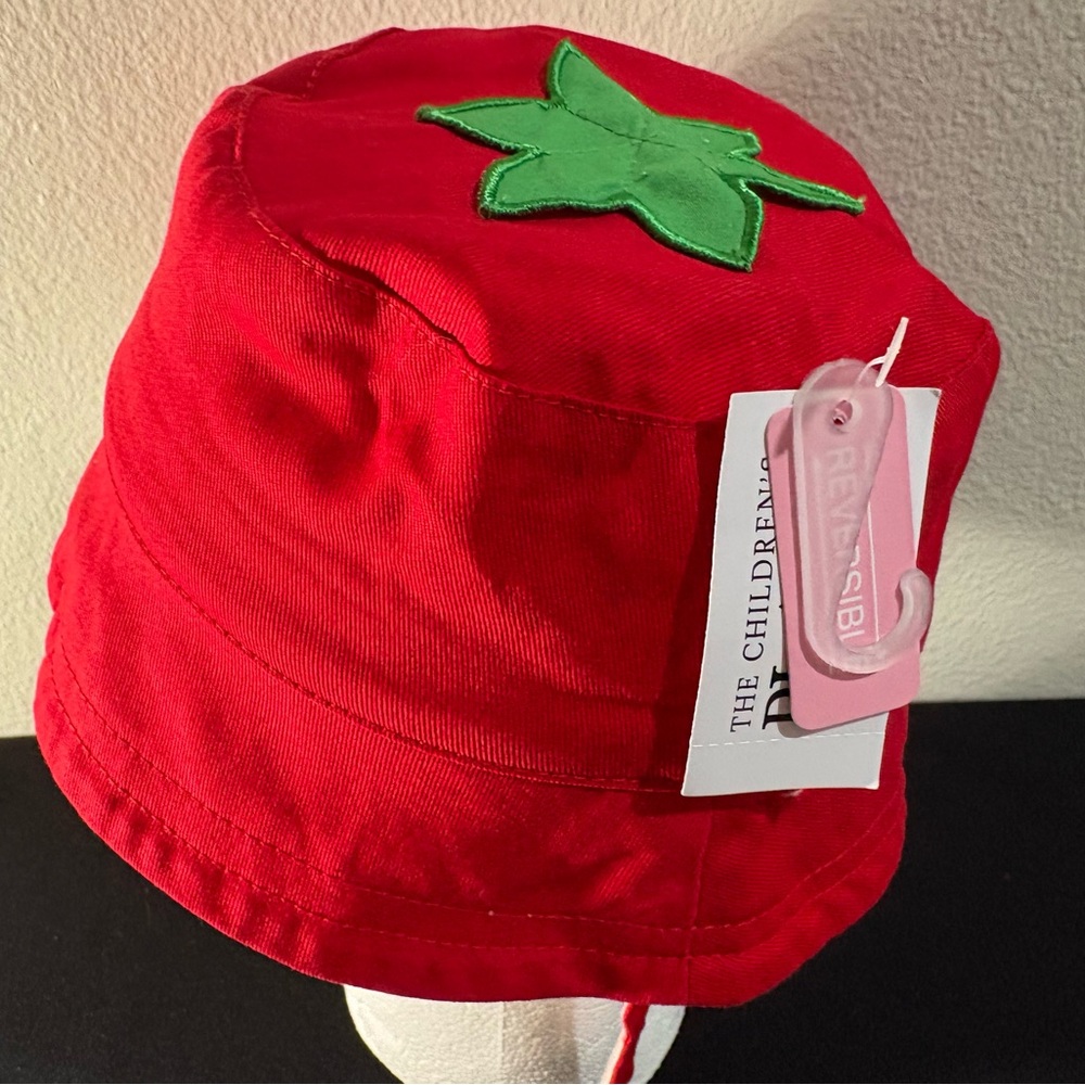The Children’s Place Toddle Strawberry Bucket Hat Sun Hat Size 6 - 12 Months NWT
